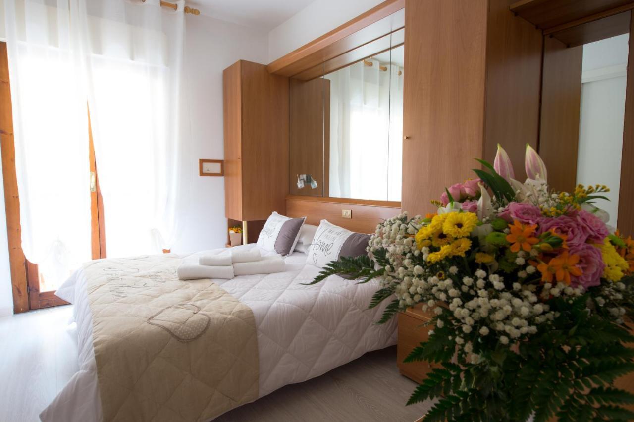 Hotel Germania Lido di Jesolo Esterno foto