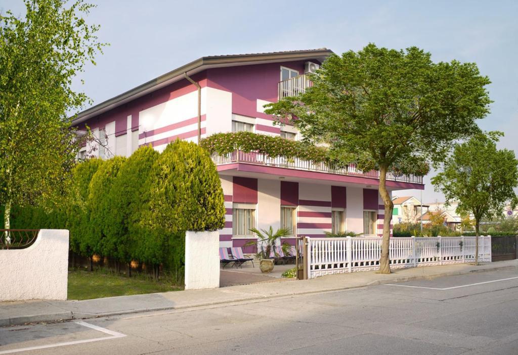 Hotel Germania Lido di Jesolo Esterno foto